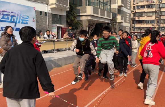 附件：3ECE928C46B7A06EDA14ACCAC32A834D.jpg