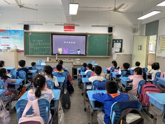 附件：C1BEF9BEB7F25771EC4F8FD9BF1BADC1.png