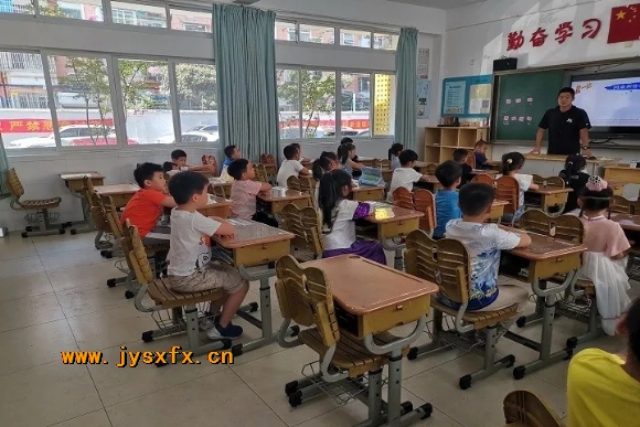 附件：37%6UVJ~0}3NUU_`U1@W9IH.jpg
