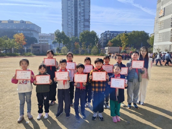 附件：课间操4.jpg