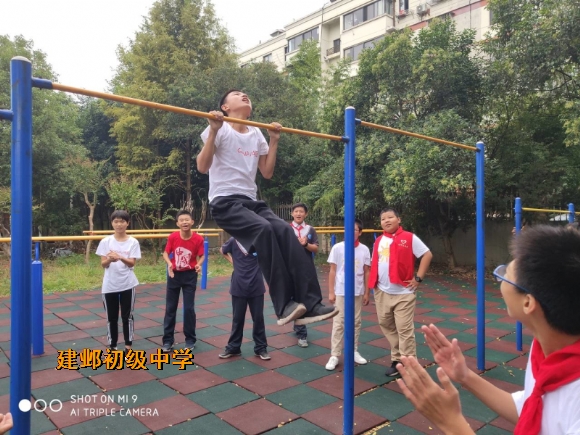 附件:比赛 (3).jpg 附件:比赛 (3).jpg