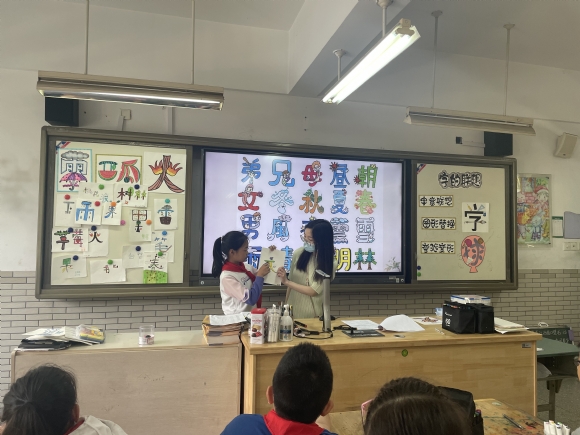 附件：上课照片1.jpg
