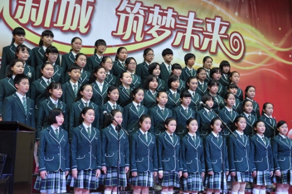 附件：鏂板煄鍒濅腑.JPG
