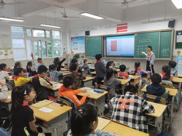 附件：webwxgetmsgimg (1).jpg