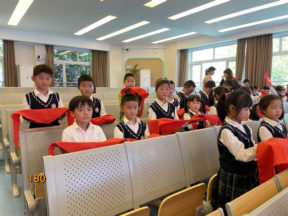 附件：3534E2330633C2525FA6518E0220C34F.png