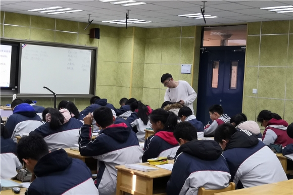 附件：01闄堝摬涓婅.jpg