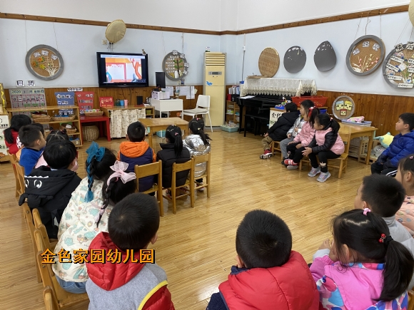 附件：2.24灯笼展IMG_7056.JPG