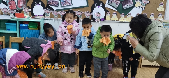 附件：毛巾捂鼻子.jpg