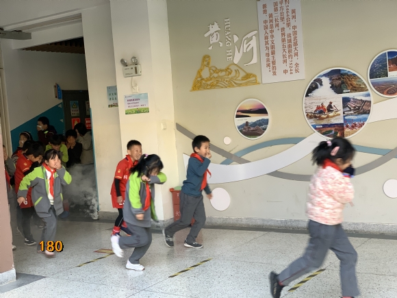 附件：D857486C2F96BDD96B22954955BACDC5.png