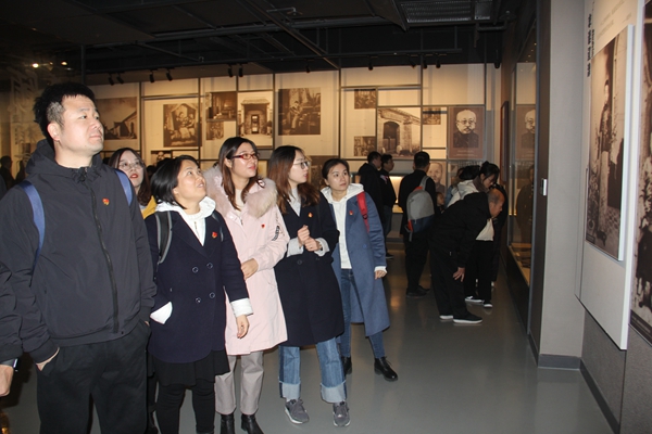 1576588186723067345.jpg 观赏图片展38.jpg