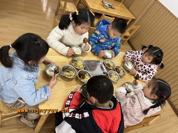 附件：359E0BE5E098BF2A5643C922C0DB4E1B.png