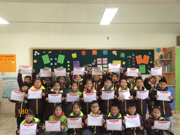 附件：一1班学生照片IMG_8299.JPG