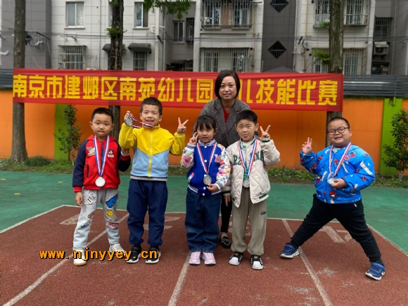 附件：B88E86E88AB4D36D299F56BB544C524A.png