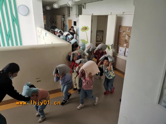 附件：地震演练2.jpg