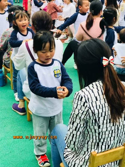 附件：V3tkgvAHm1P9Vrw1F8t.jpg