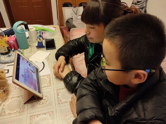 附件：和妈妈一起学习.jpg
